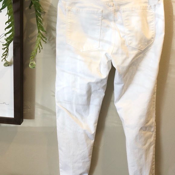 Banana Republic White Jeans - Picture 2 of 2